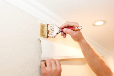 Pose de papier peint à Augerolles — revêtements muraux et toiles de verre
